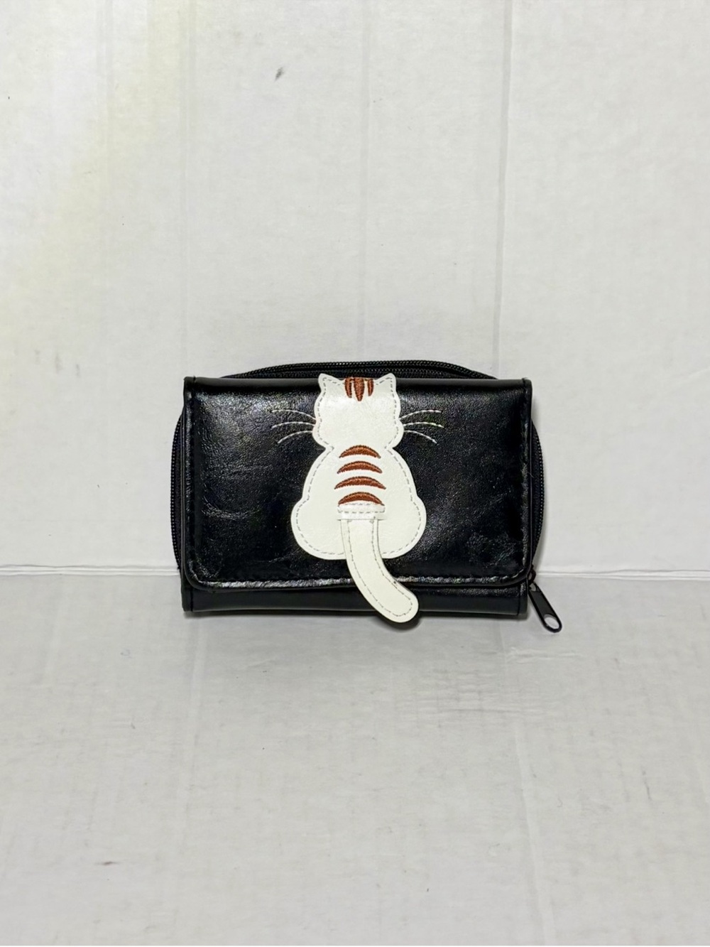 Embroidered Cat Fish Bowl Wallet